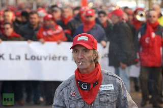 2012-12-30_03_belgian-workers-part-demonstration