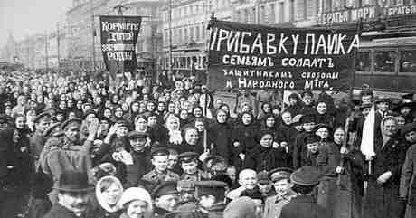 February 23, 1917 : Womens protest in Petrograd